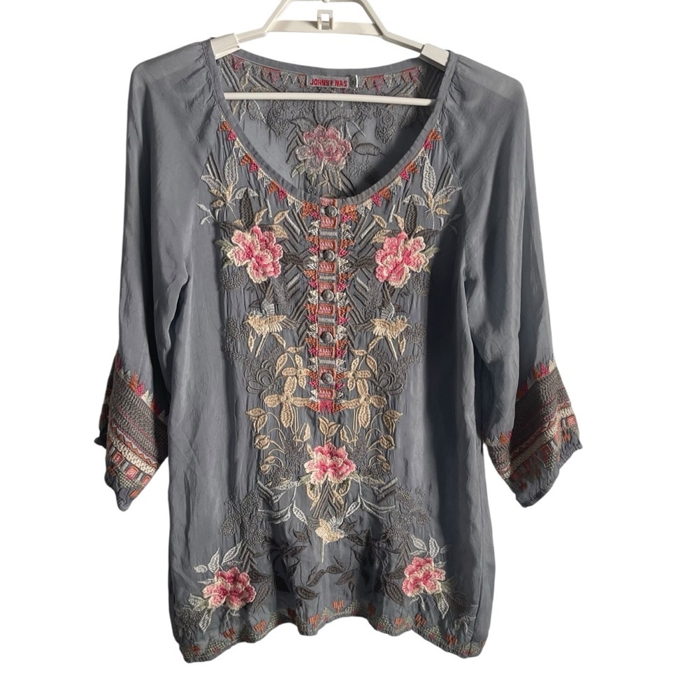 RARE - Johnny Was Mari Gray Embroidered Top - GUC style C14819-9